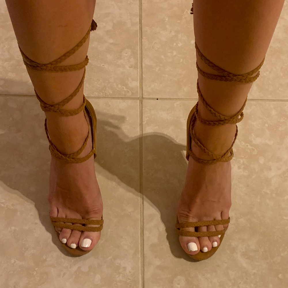 Gladiator David Aaron strappy heels